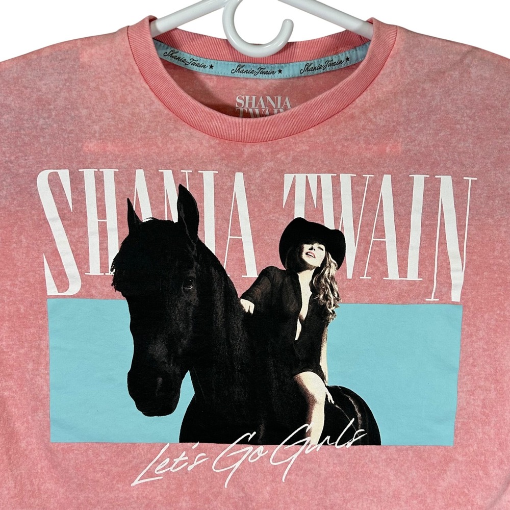 Shania Twain Pink Mineral Wash Let's Go Girls Graphic Crop Top XXS